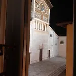 Konukevi Il Vicolo
