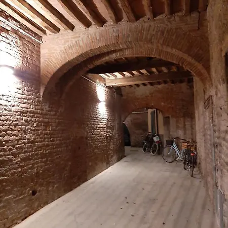 Il Vicolo 3* Lucques